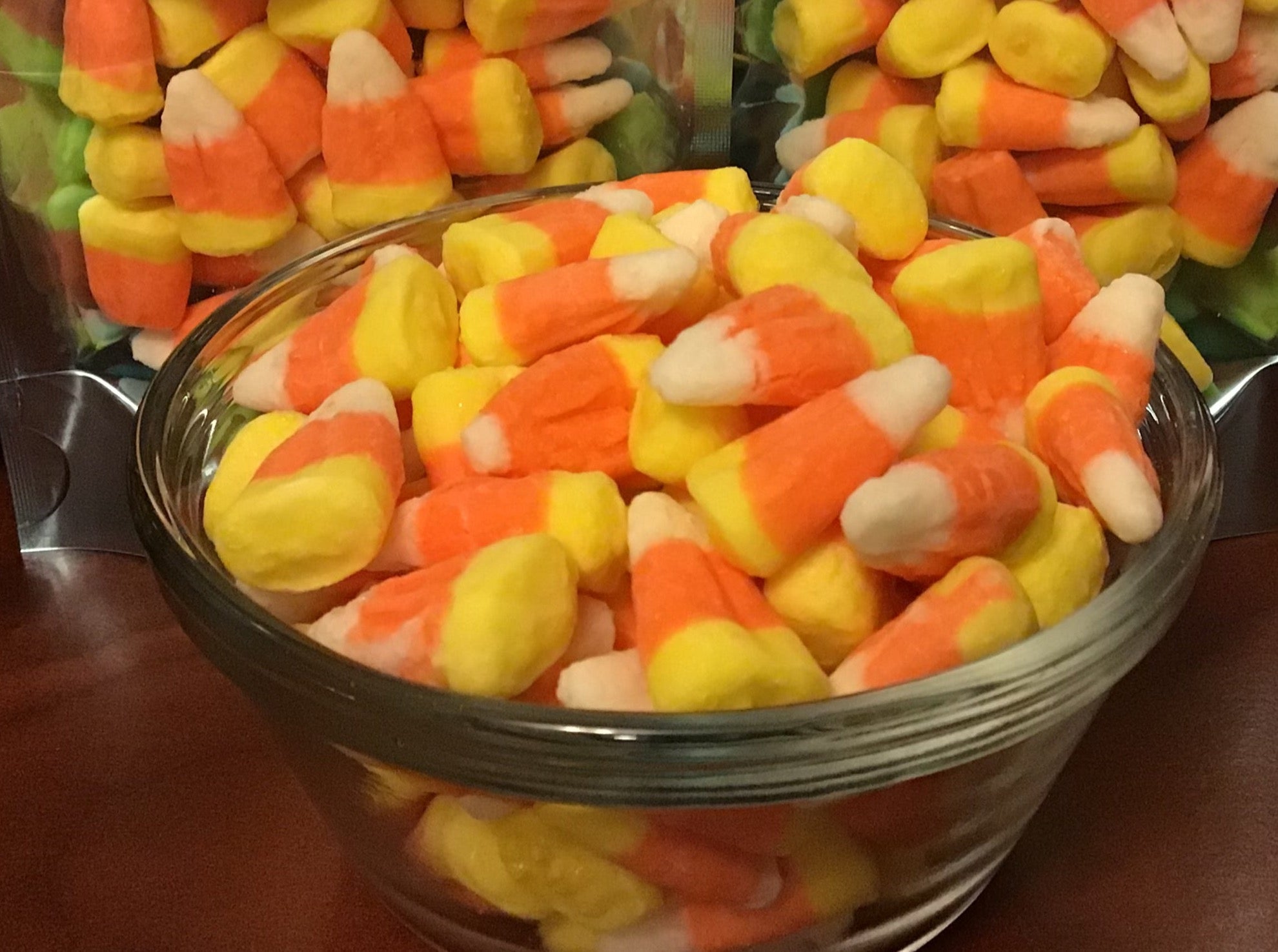 Freeze Dried Candy Corn and more!! #harvestright #freezedriedcandy